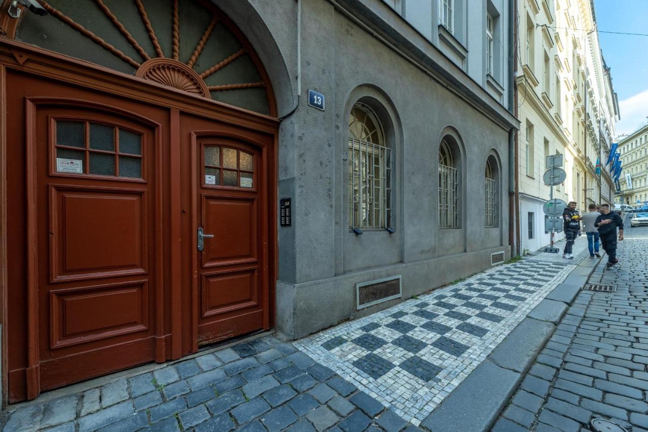 Spacious 3 Bedroom Apartment In The Heart Of Praha Eksteriør bilde